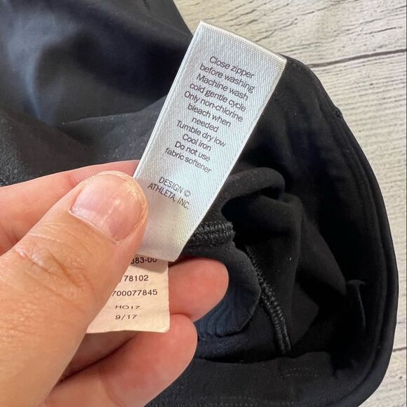 Athleta Sleet High Traverse Tight Pant size XS - Picture 15 of 16